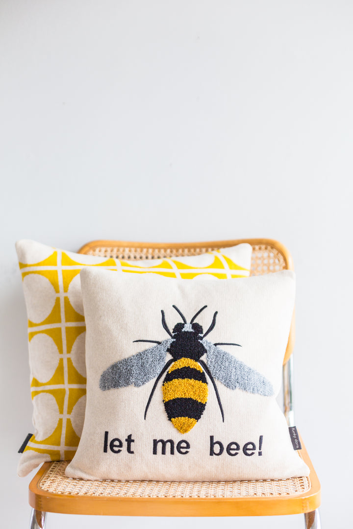 Bee, soft cotton knit with punchneedle embroidery