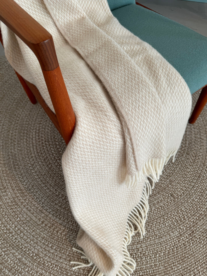Fanny Wool Blanket Cream, Soft Lightweight Pure Norwegian Wool Blanket