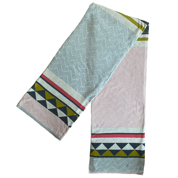 Vilma Blanket Pink, Soft Jacquard Knitted Cotton