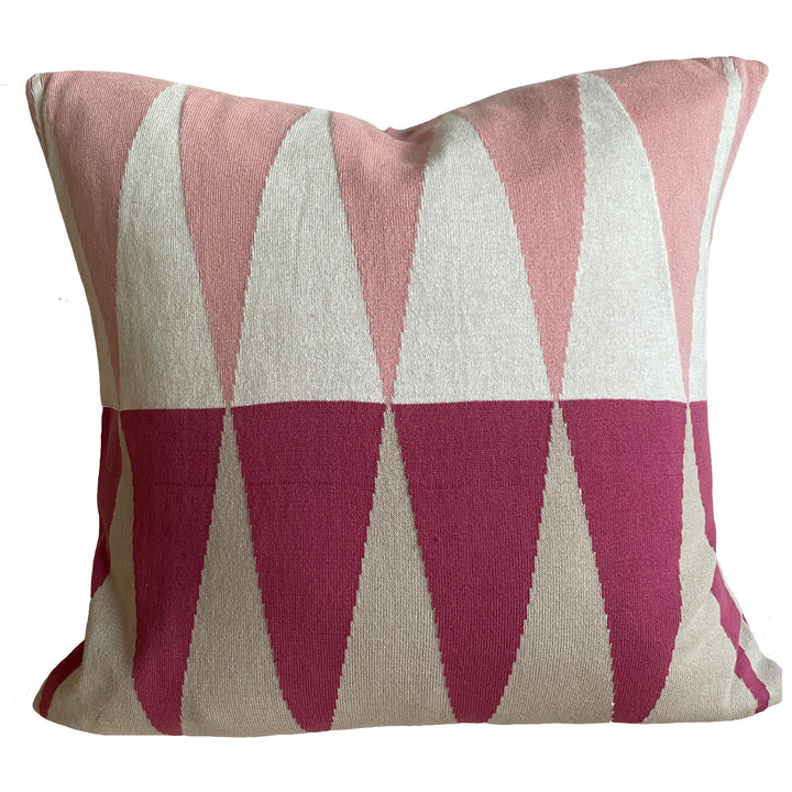 Oliver Pillow-Cover Pink, Soft Jacquard Knitted Cotton