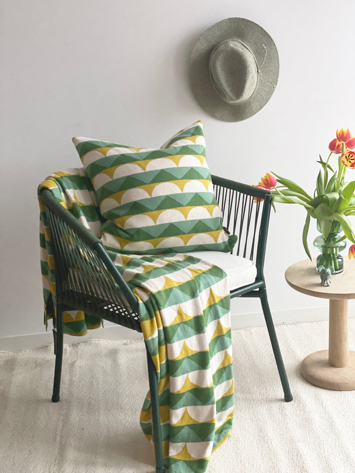 Toby Blanket Green, Soft Jacquard Knitted Cotton