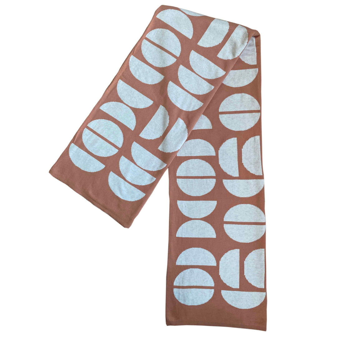 Ella_blanket_peach_masket_square