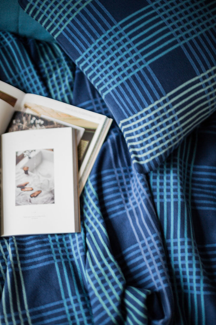 Ruth Blanket Blue, soft jacquard knitted cotton